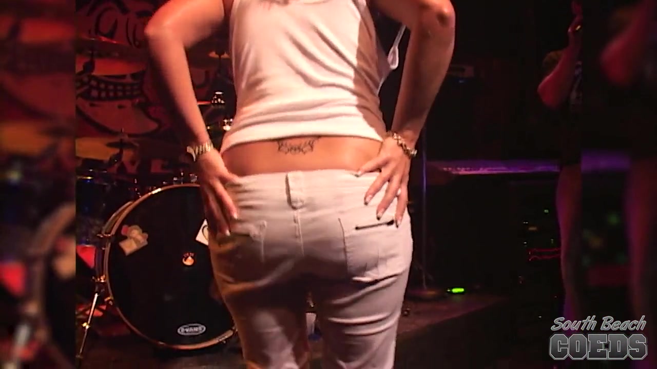 Girls In Jeans Flashing Their Perfect Tits In A Contest - SouthBeachCoeds