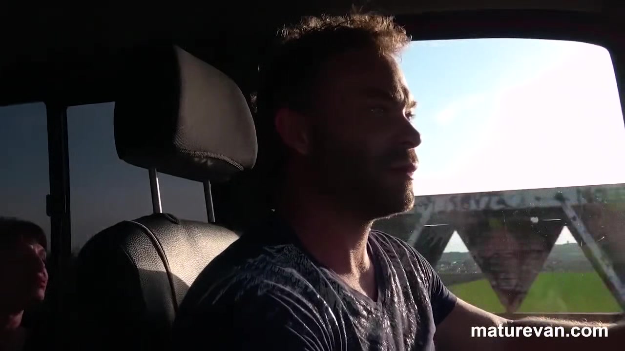 Bonding with a Mature Slut - Maturevan