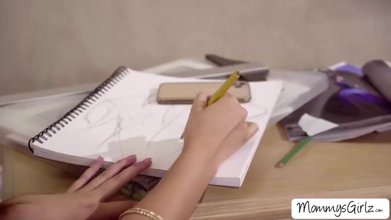 An Aspiring Fashion Designer Gizelle Uses Her Stepmom F
