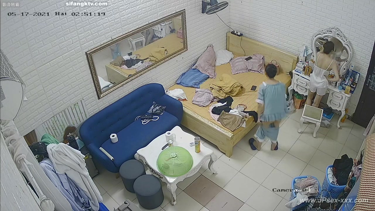 chinese girls dormitory.3
