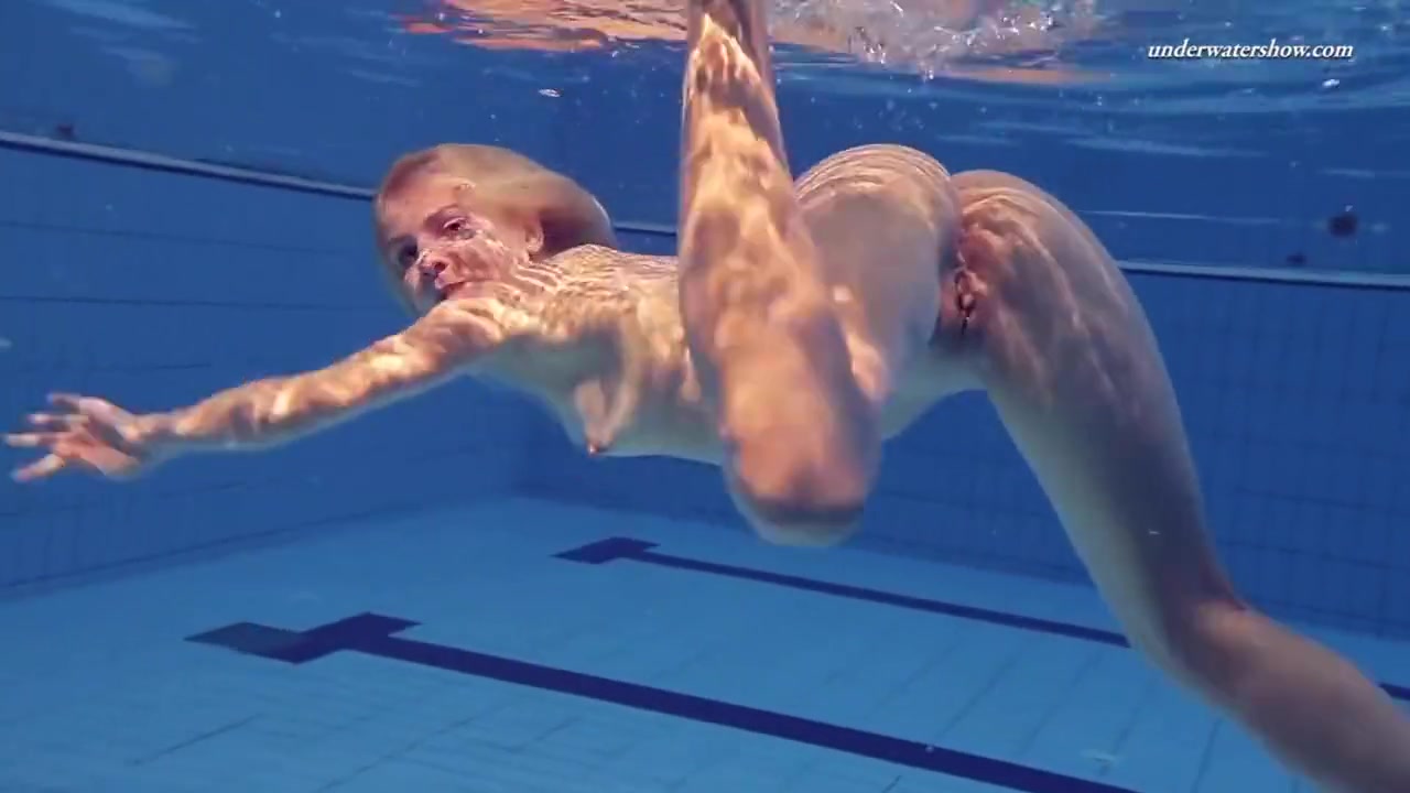 Elena Proklova In Absolute Underwater Blonde Beauty
