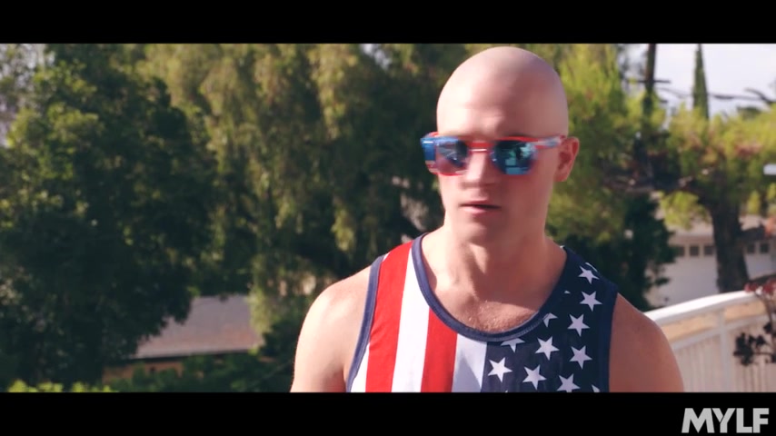 Independence Day Stepmom Dick Down - MYLF