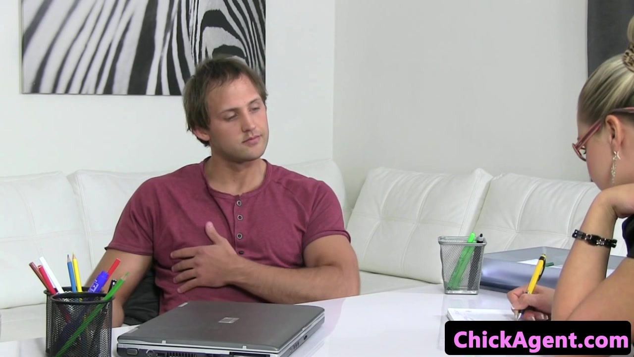 dame audition agent cumsprayed in mouth
