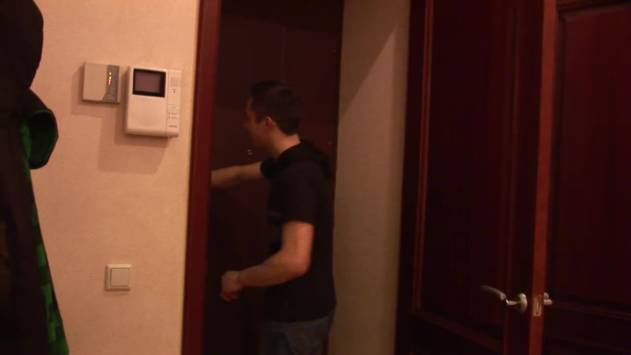 teen 18+ Chloe Enjoys Two Cocks - AnalVids