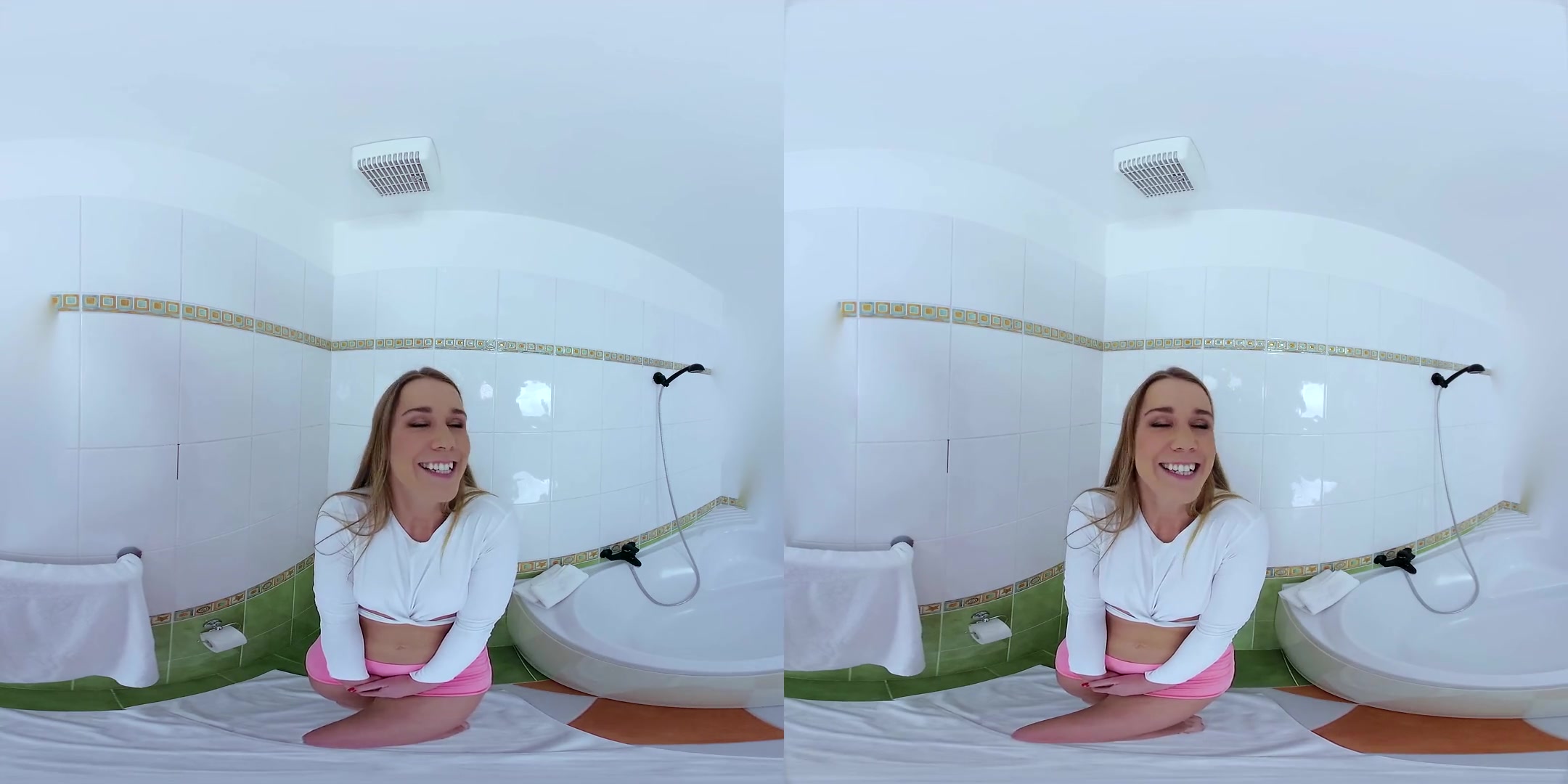 Alexis Crystal in Peeing Alexis - CzechVRFetish