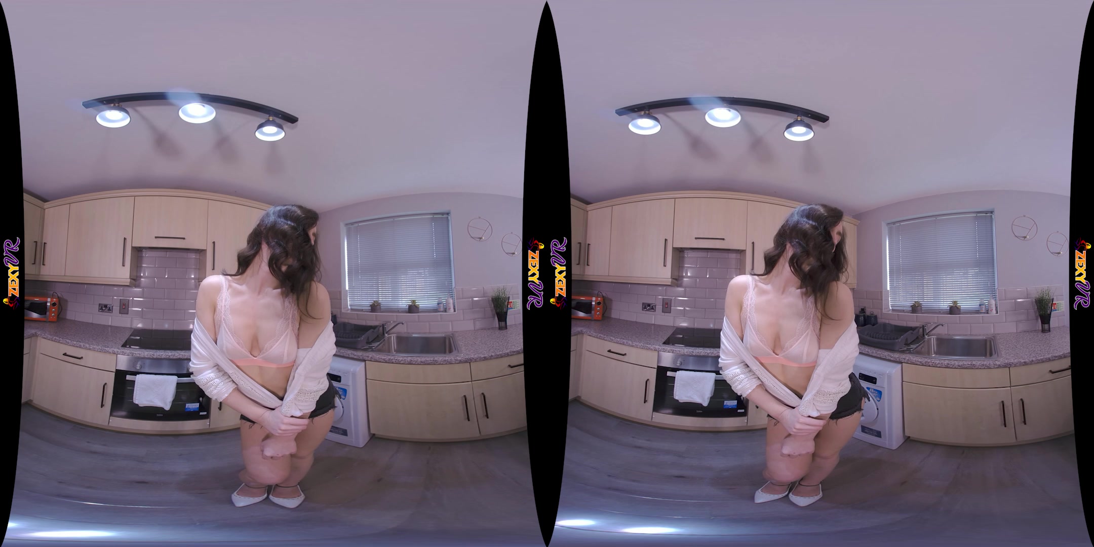 Make Your Day Better featuring Mia J - ZexyVR