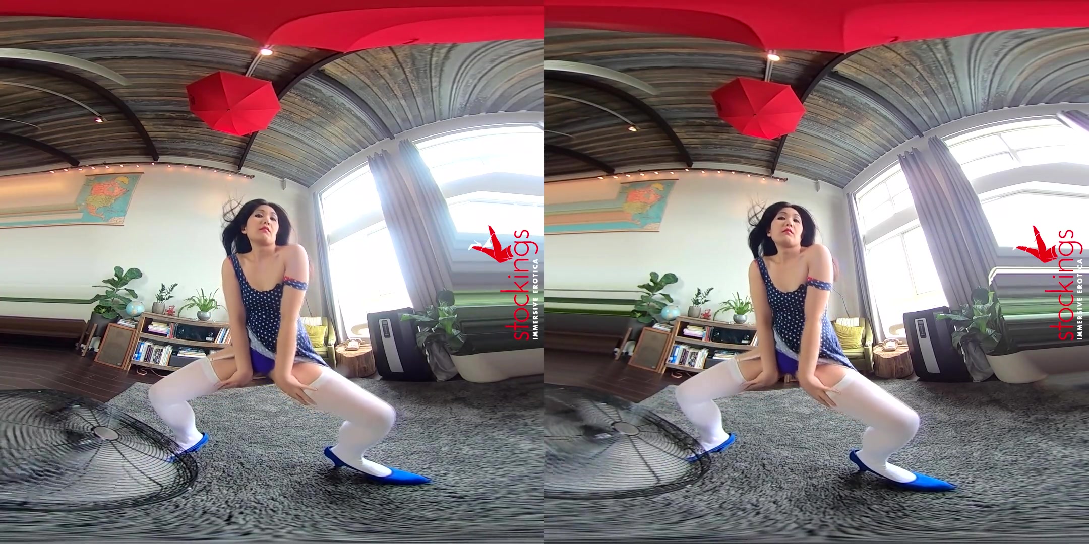 Amy Jane in Fan Dancer - StockingsVR