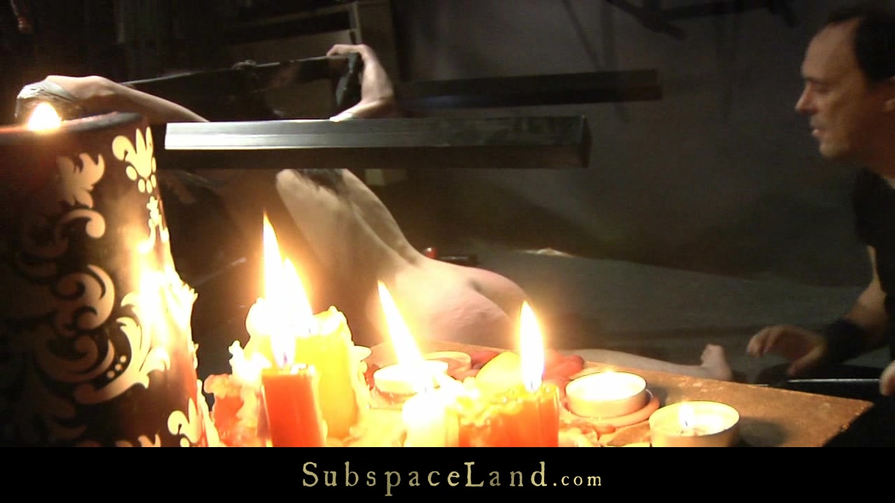 Disobedient hardcore bitch spanked and whipped in bdsm