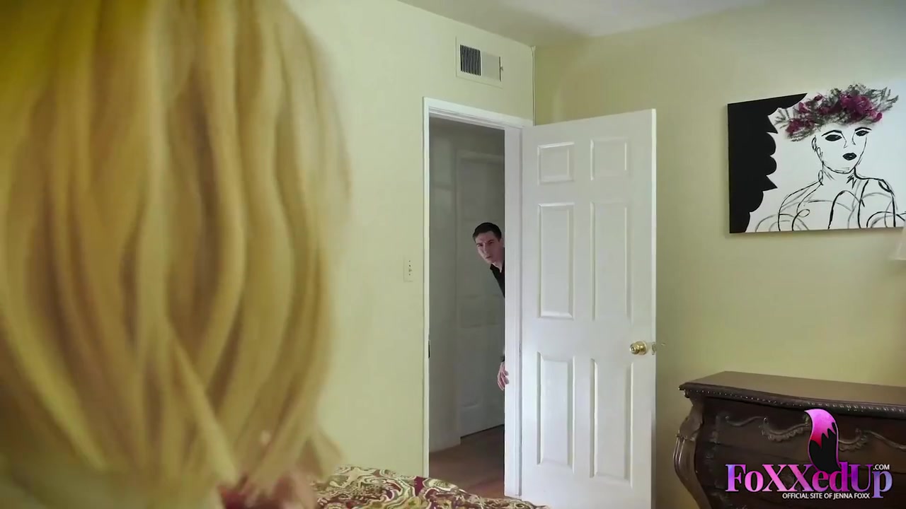 Young And Her Bf Fuck Step Mom - Savana Styles And Jenna Foxx