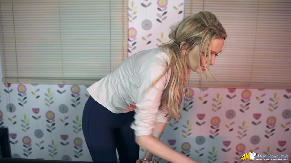 Amber Jayne in Are You Getting Hard? - DownblouseJerk