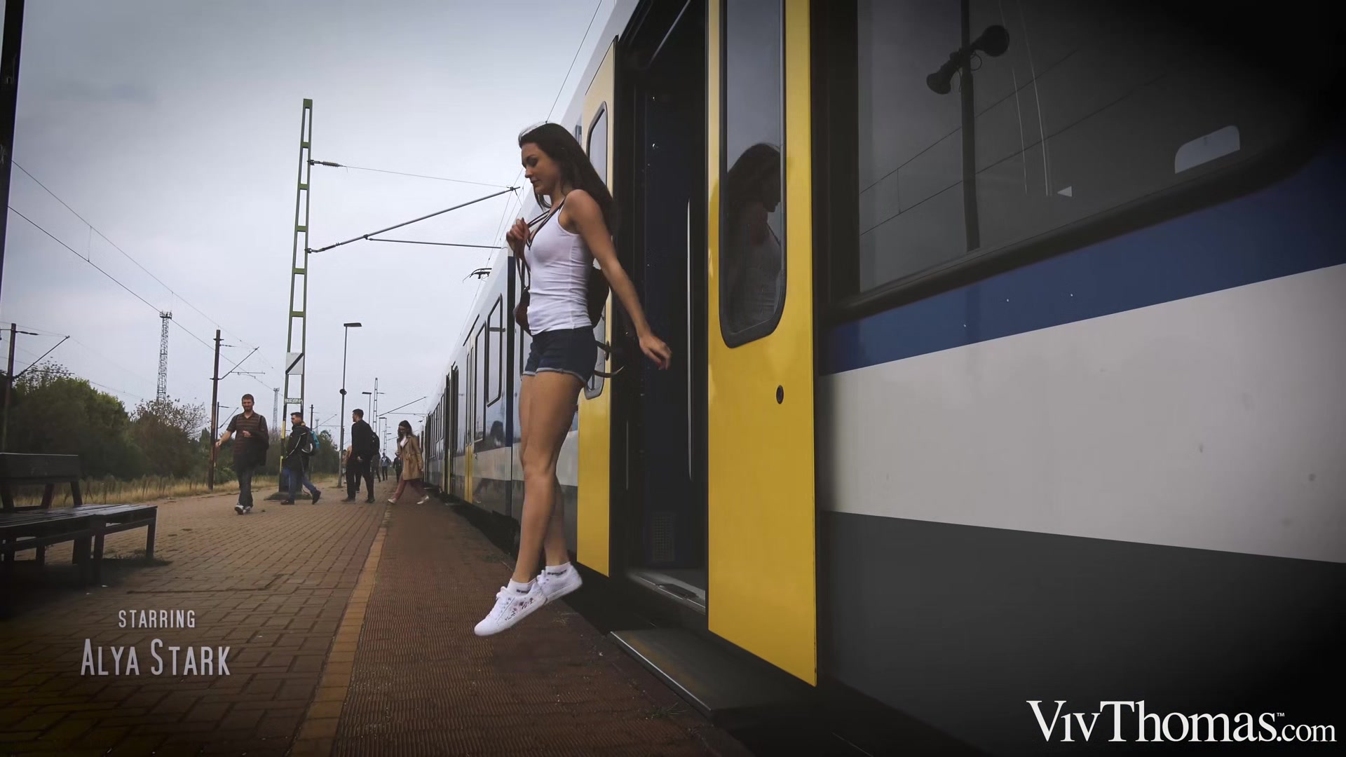 Ride With Me - Aislin & Alya Stark - VivThomas
