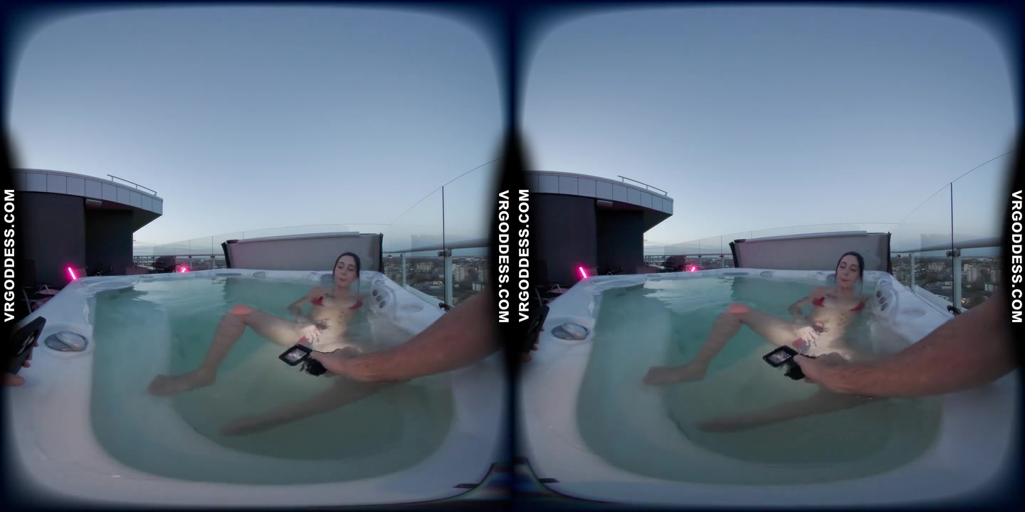 Dora Dildo Masturbating In Rooftop Jacuzzi At Sunset