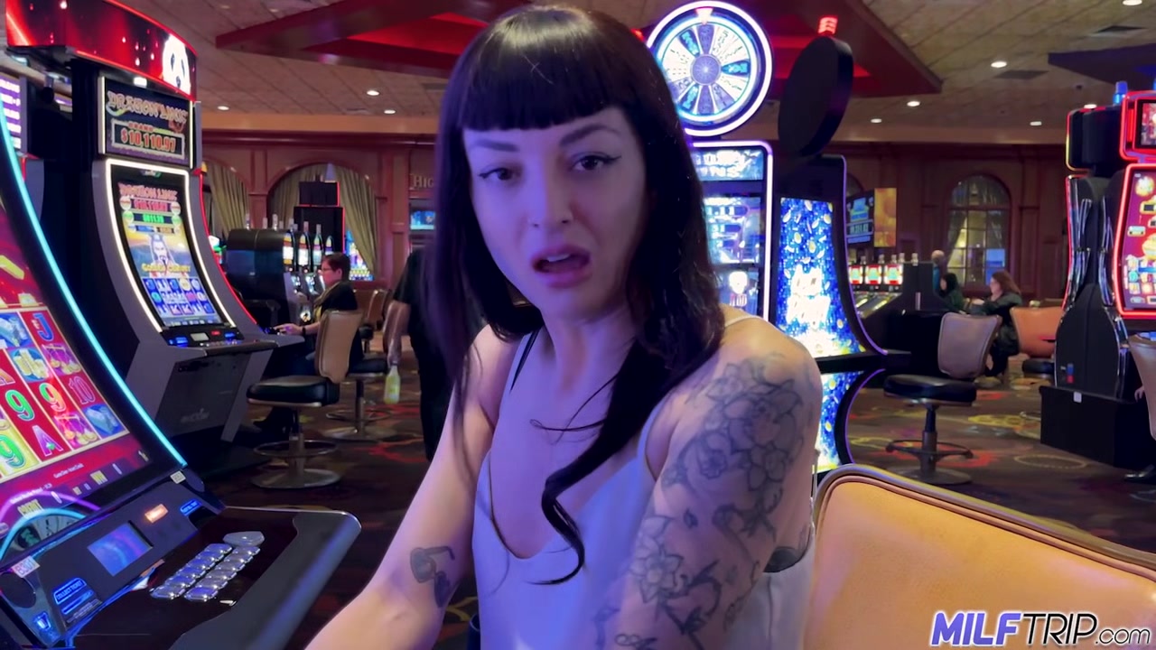Cute MILF Jackpot