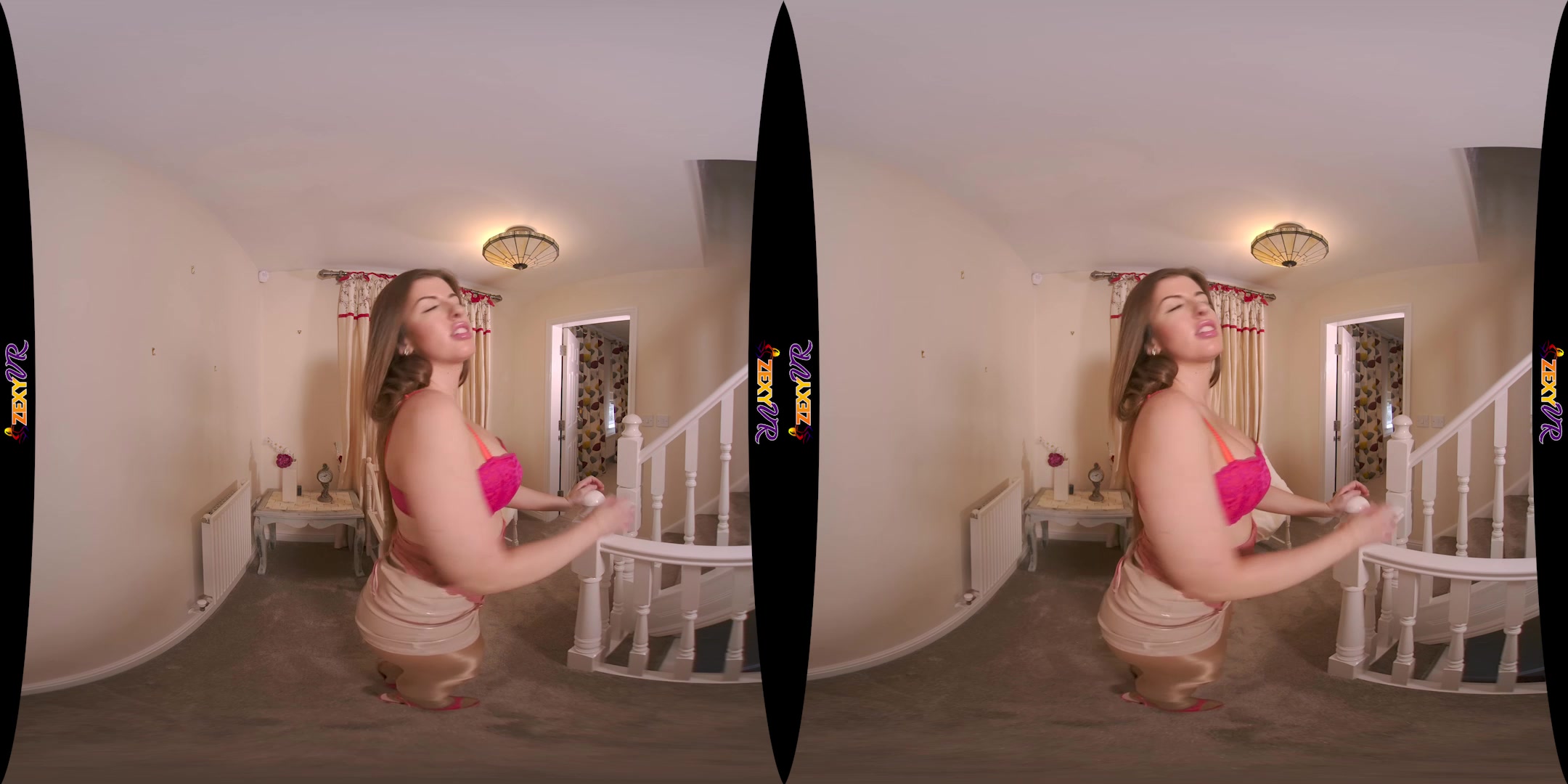 Sneaking Out featuring Lexi - ZexyVR
