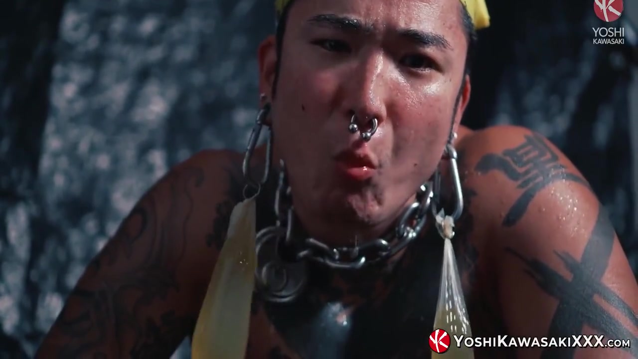Kinky Drinks His Own Pee With Yoshi Kawasaki