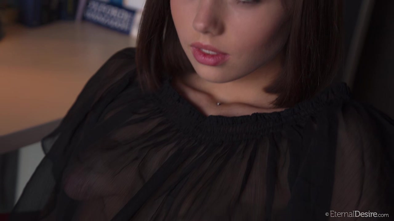 In Move - Keira B - EternalDesire
