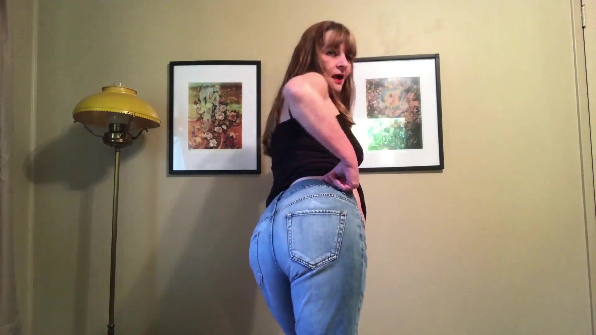 My Sexy Jeans Teasing You - TacAmateurs