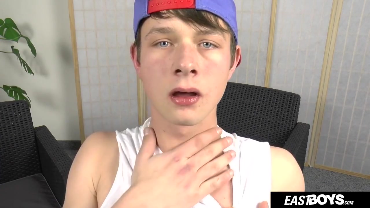 Elliot Holloman - Cute Skinny Boy Handjob