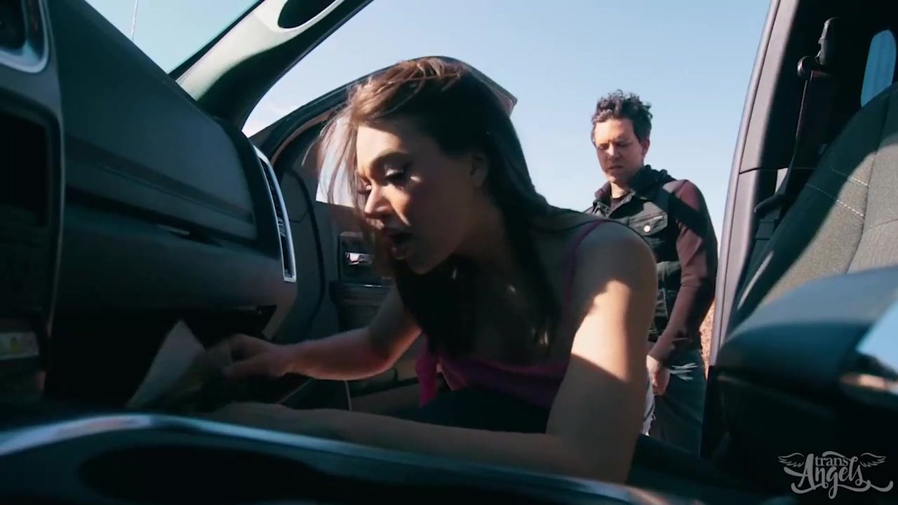 Rose Lets Stuff Her Hole In The Truck Out In The Desert - Emma Rose, Small Hands And Busty Emma