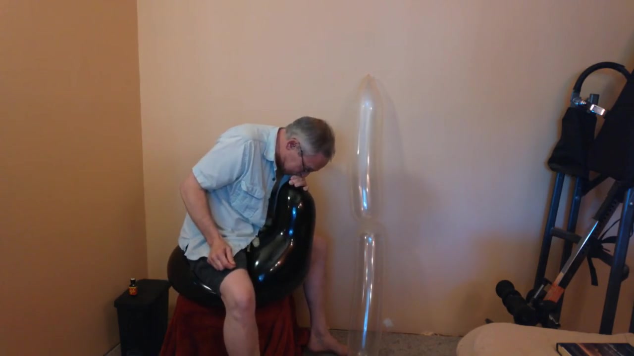 93 Long Balloon Fun With Q646s - Balloonbanger