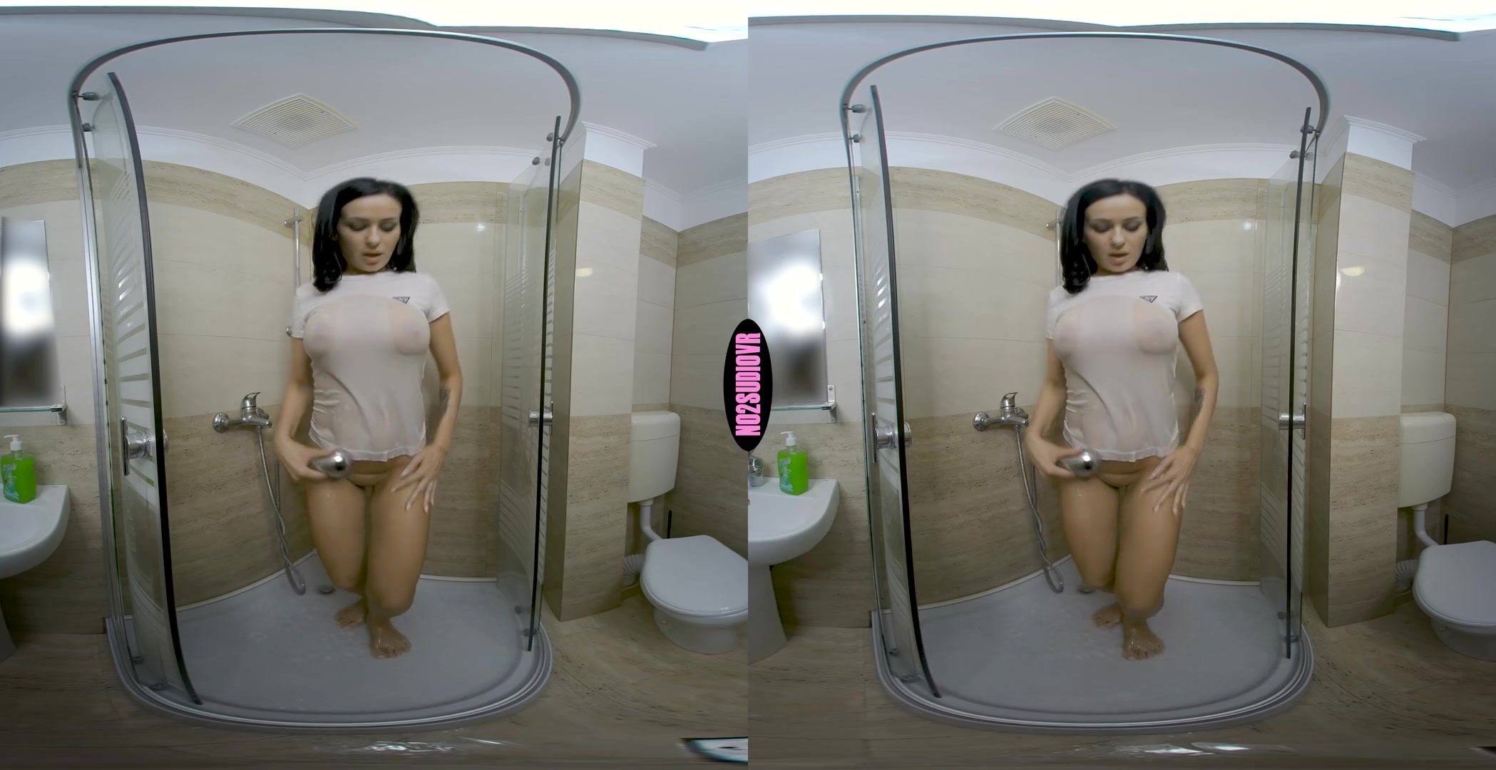 Horny Friends - Wet & Wild