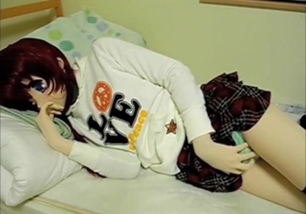 Asian masked girl needs to cum
