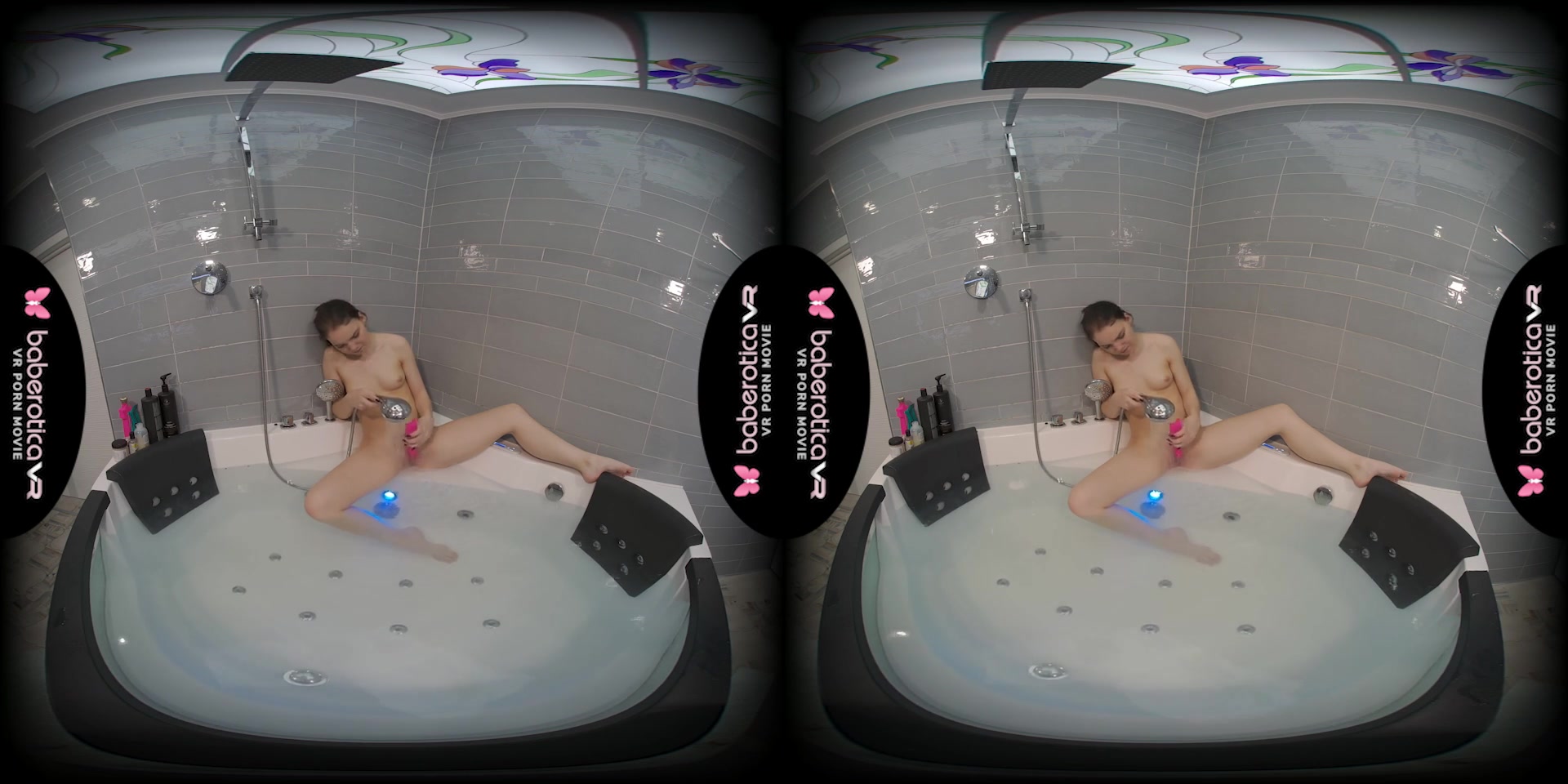 Cinderella and her pink dildo are in the tub for some VR fun - BaberoticaVR