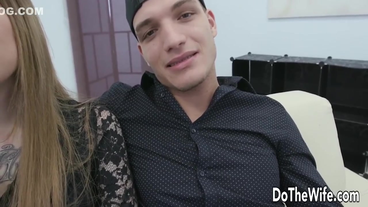 Jaclyn Jordan In Young Wife Takes It Anally While Resting In Cucks Lap