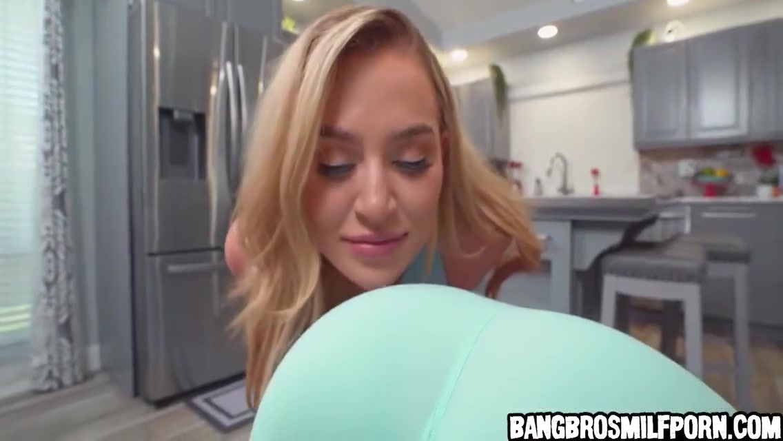 She Loves Her Yoga Instructors Big Round Ass 5 Min