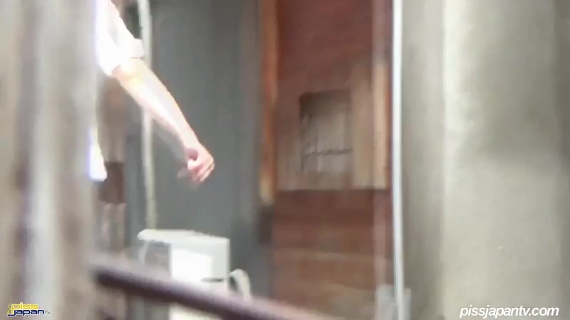 Pretty Girls Need A Piss Break - PissJapanTV