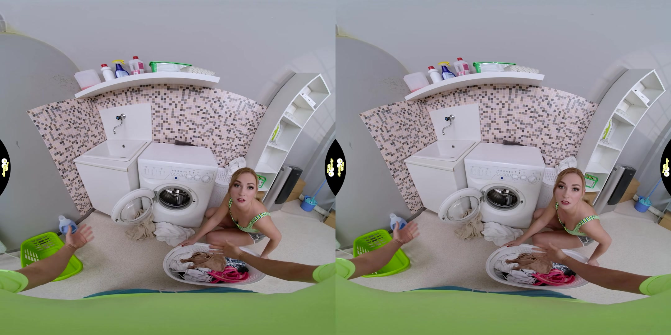 Jenny Wild Stuck in Washer - SqueezeVR