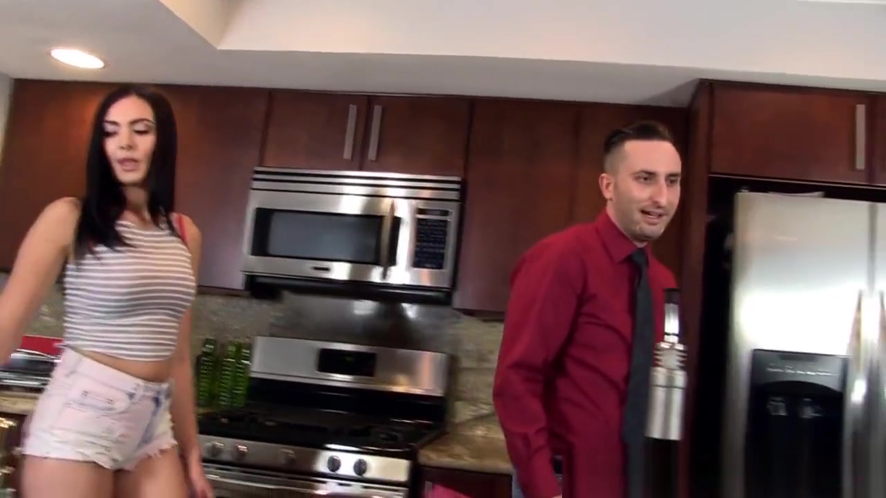 Jizz Mouthed Babysitter