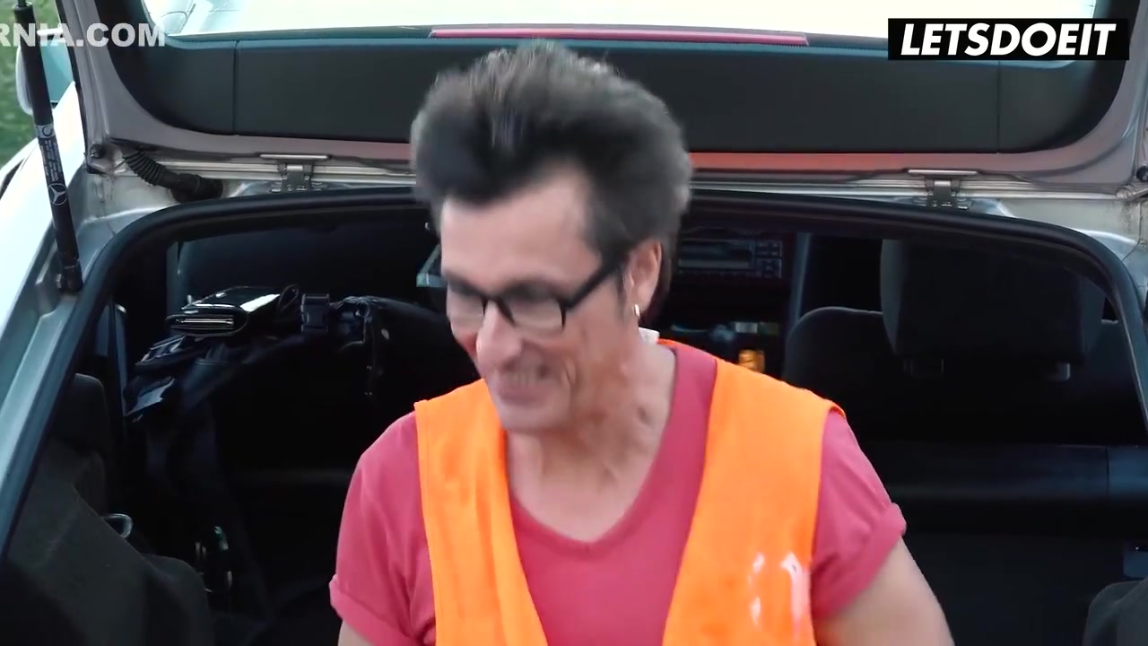 Francys Belle In Is Down For Some Hard Fuck With Big Dick Mechanic