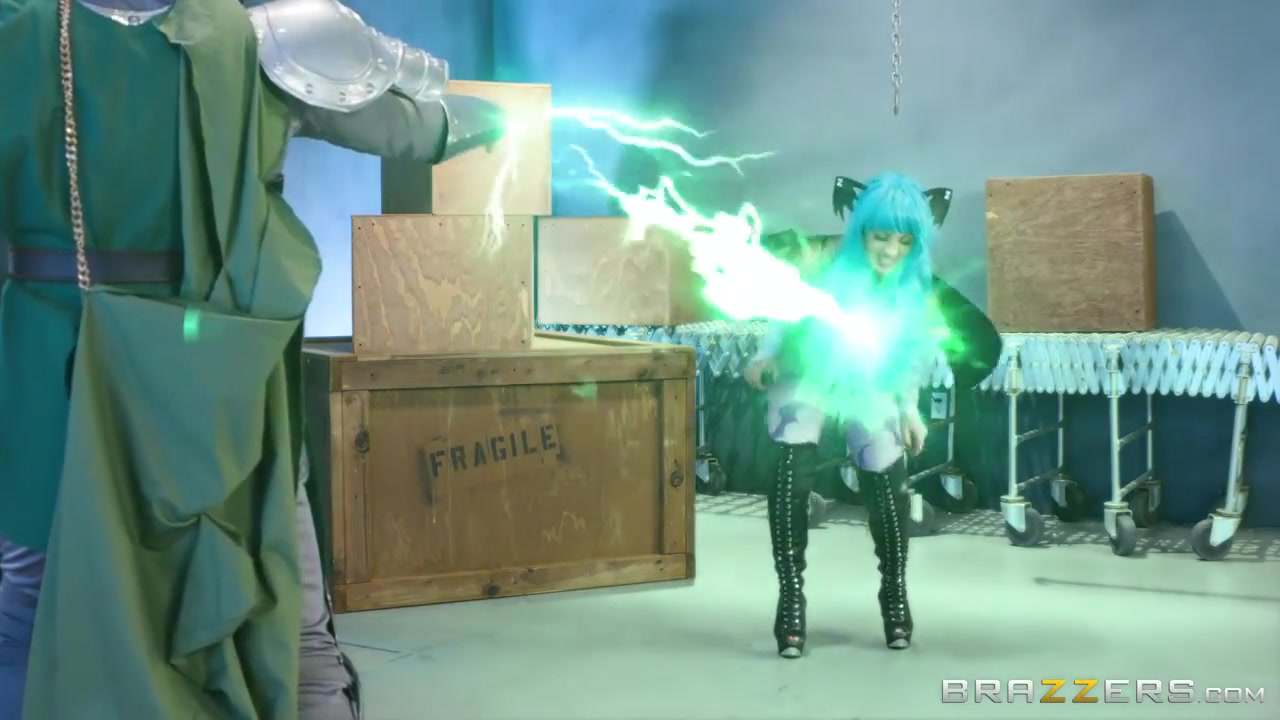 Charles Dera And Abigail Mac - Encased In Armor Knight Plows Naked Blue-haired Girl