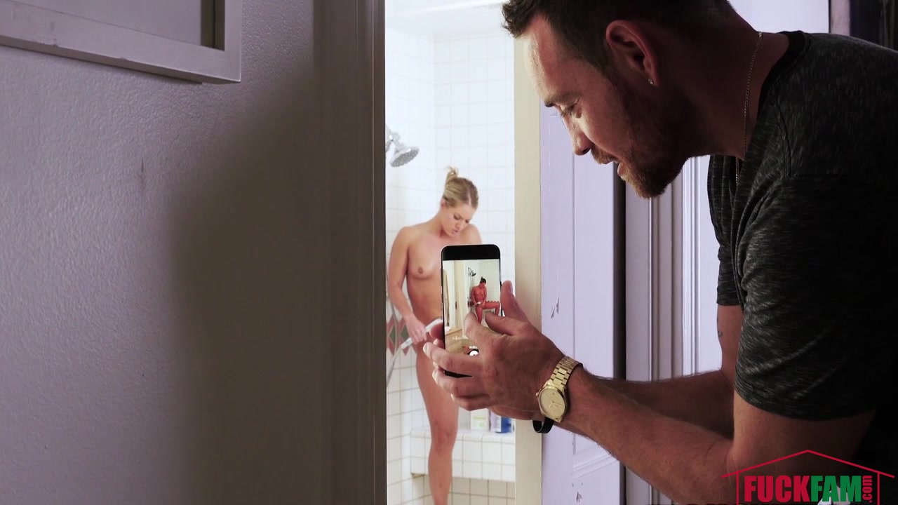 Candice Dare in Stepsisters Anal Overdose