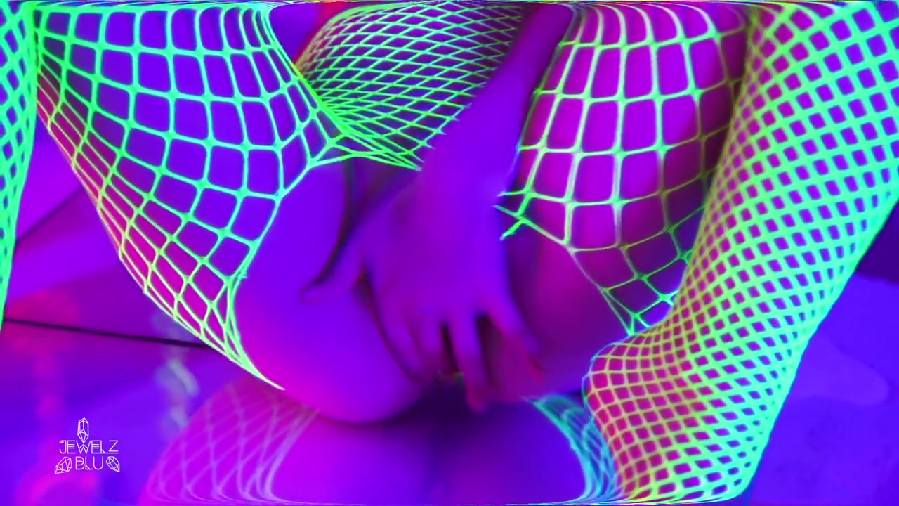 Trippy Neon Fishnet Dildo Suck And Fuck (full Video On - Jewelz Blu