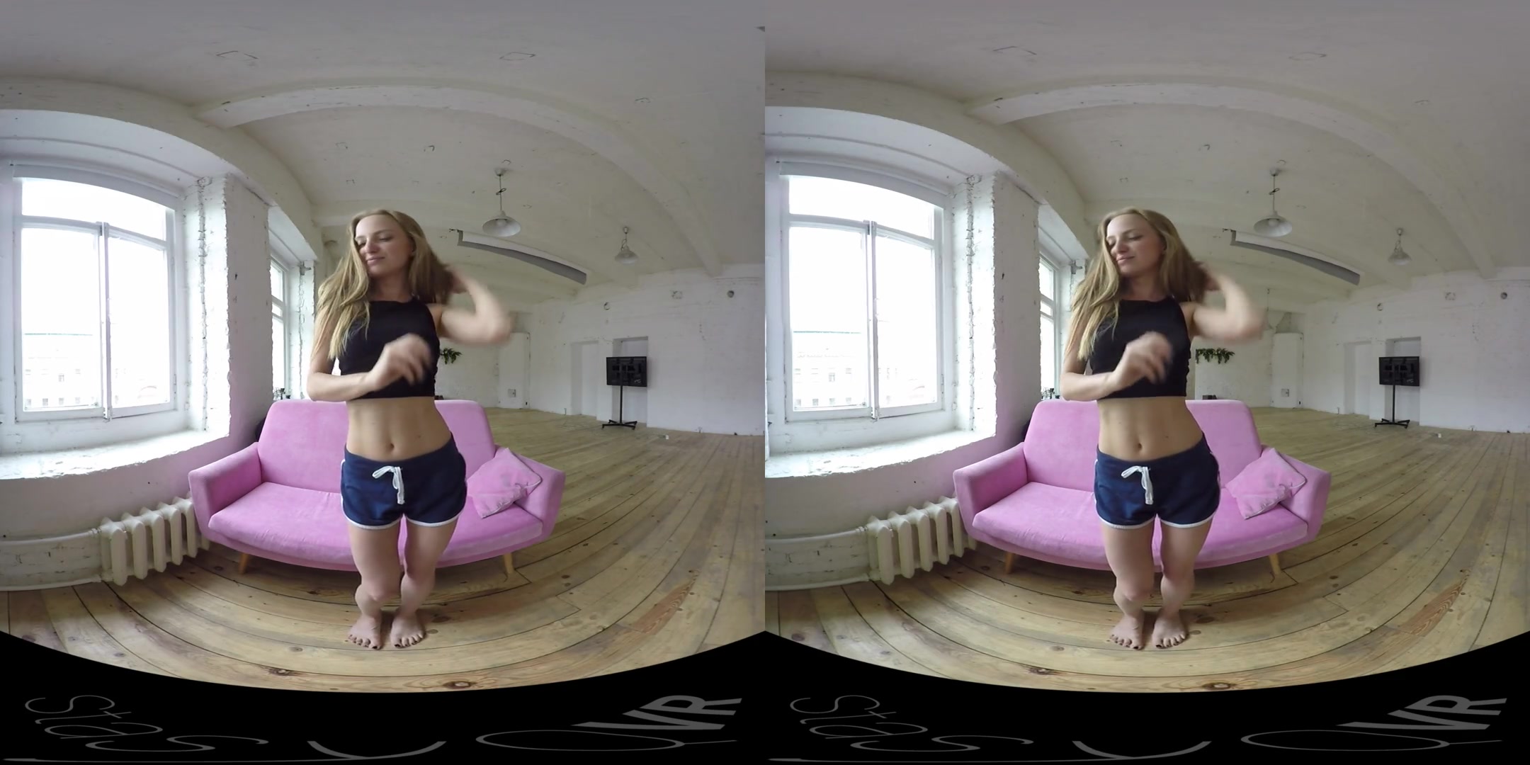 Tight Blonde Morning Striptease - StasyQVR