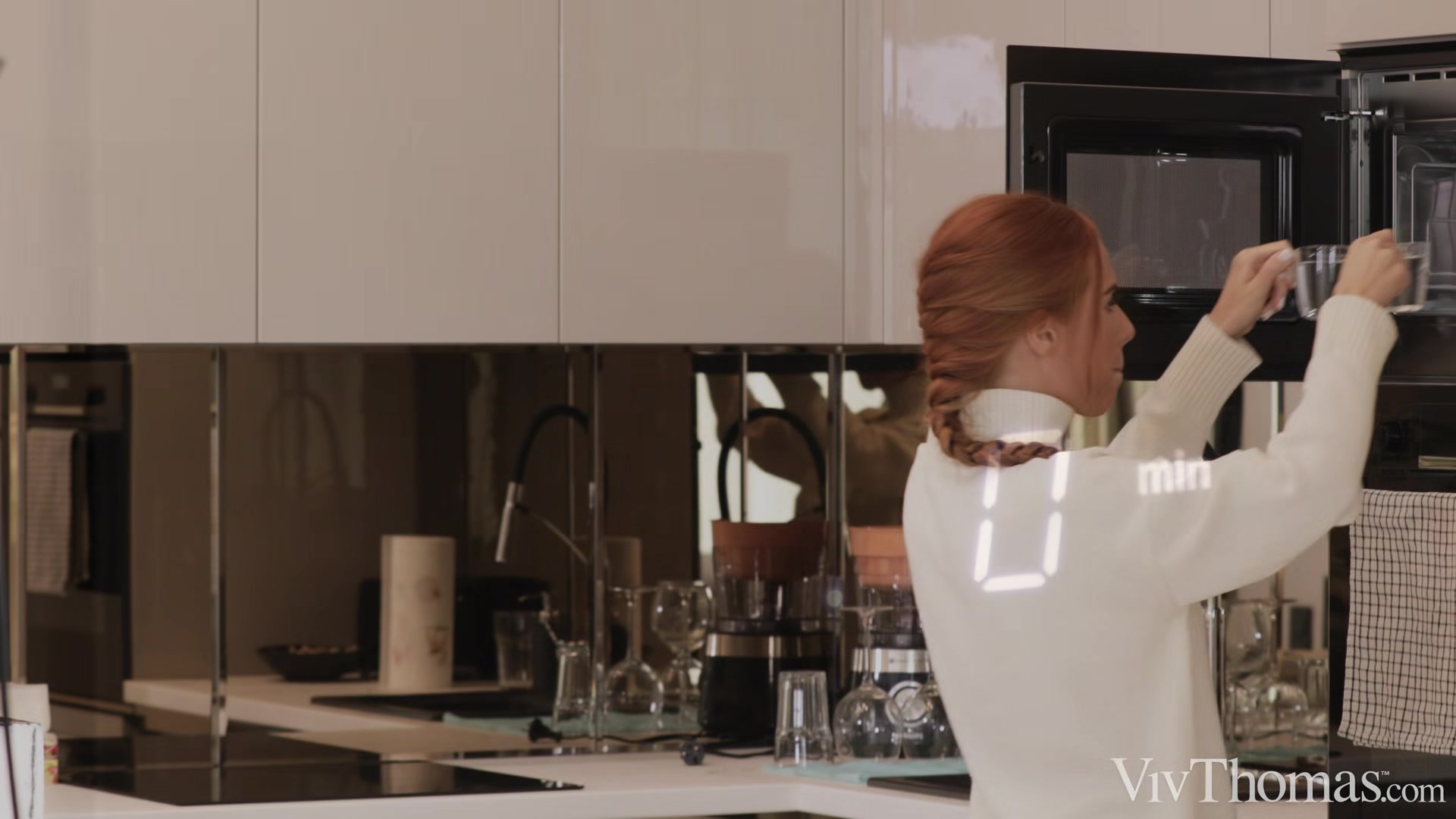Steamy Morning - Alexis Crystal & Holly Molly