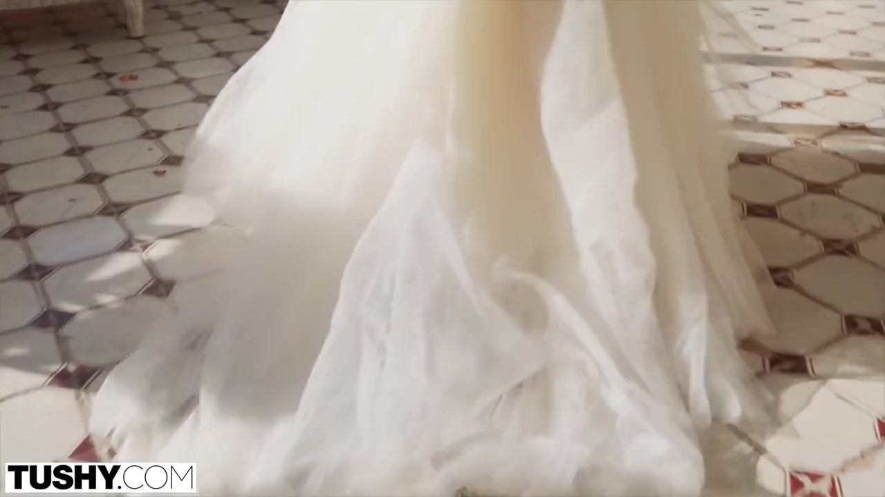 Sybil Has Anal Adventure Before Wedding - Runaway Bride