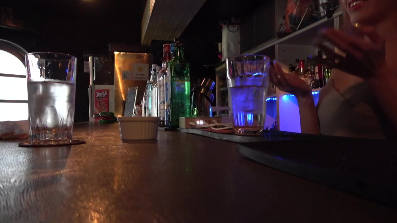 0001740_スリムのニホンの女性が素人ナンパでアクメおセッセ