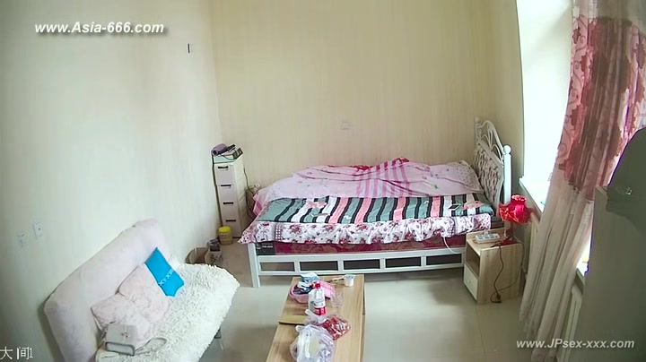 Hackers use the camera to remote monitoring of a lover's home life.201
