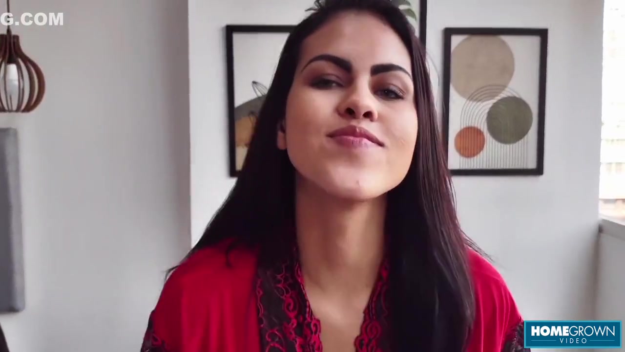Jay Brown And Bia Hot - Thick Babe Craves For Pussy And Anal Penetration