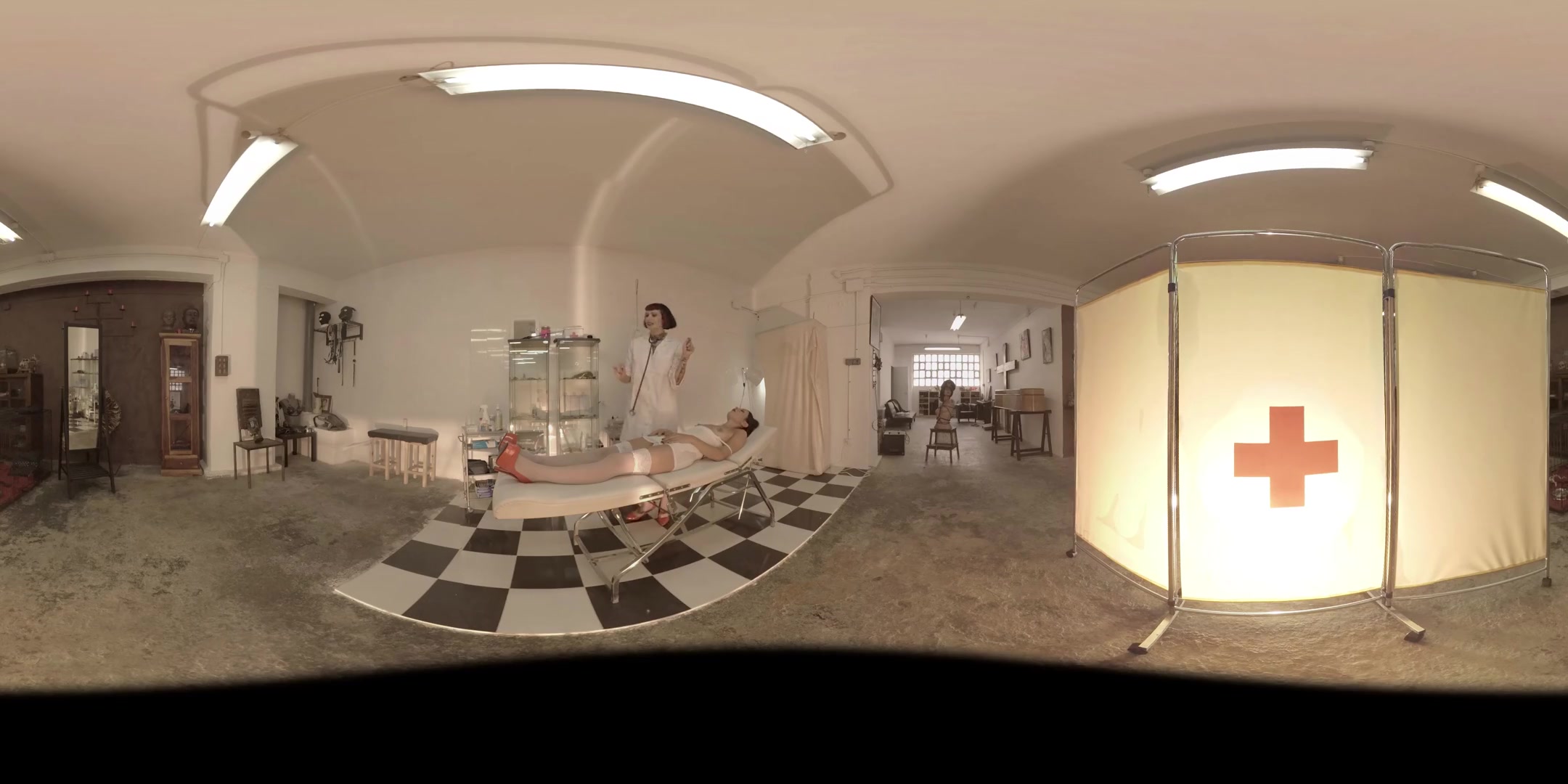 Valentina Bianco & Mistress Minerva in First-Sex Kit: First Analysis - VirtualPorn360
