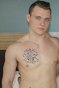 Watch Oliver Lachlan videos