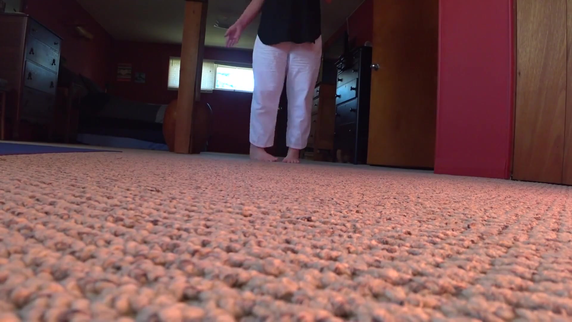 Sensual Bare Foot Worship - CougarBabeJolee