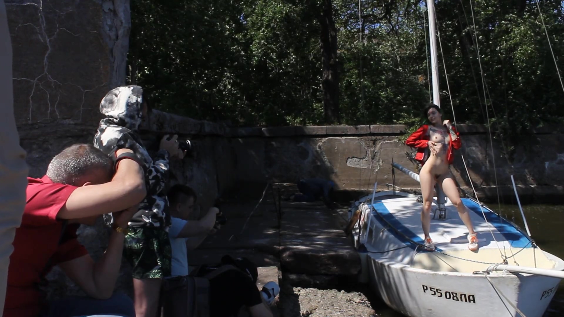 Nude Shooting On A Boat. Live Video