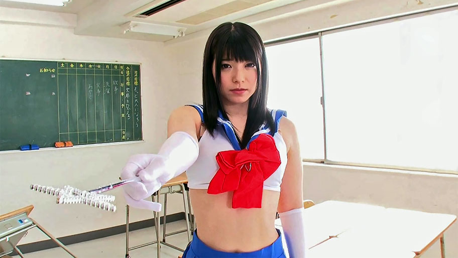 Ai Uehara in Ai Uehara cosplays for a fan - CosplayInJapan