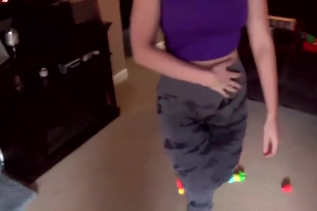 Chelsea Vegas Joins BabySitters Club! Paid for a blowjob while wife is gone