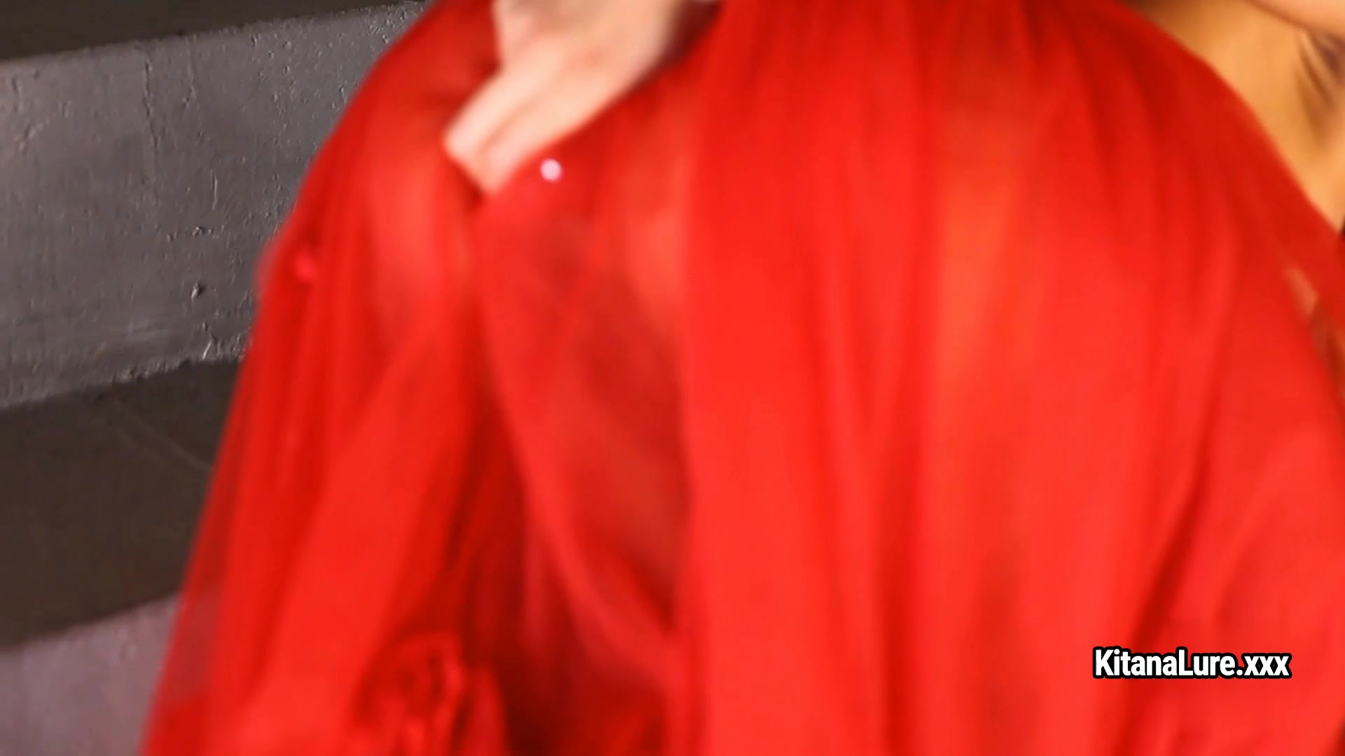 Kitana Lure comes undone during shooting and fingers herself