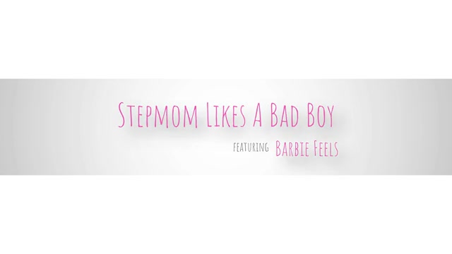 Stepmom Likes A Bad Boy - S3:E6 - Momlover